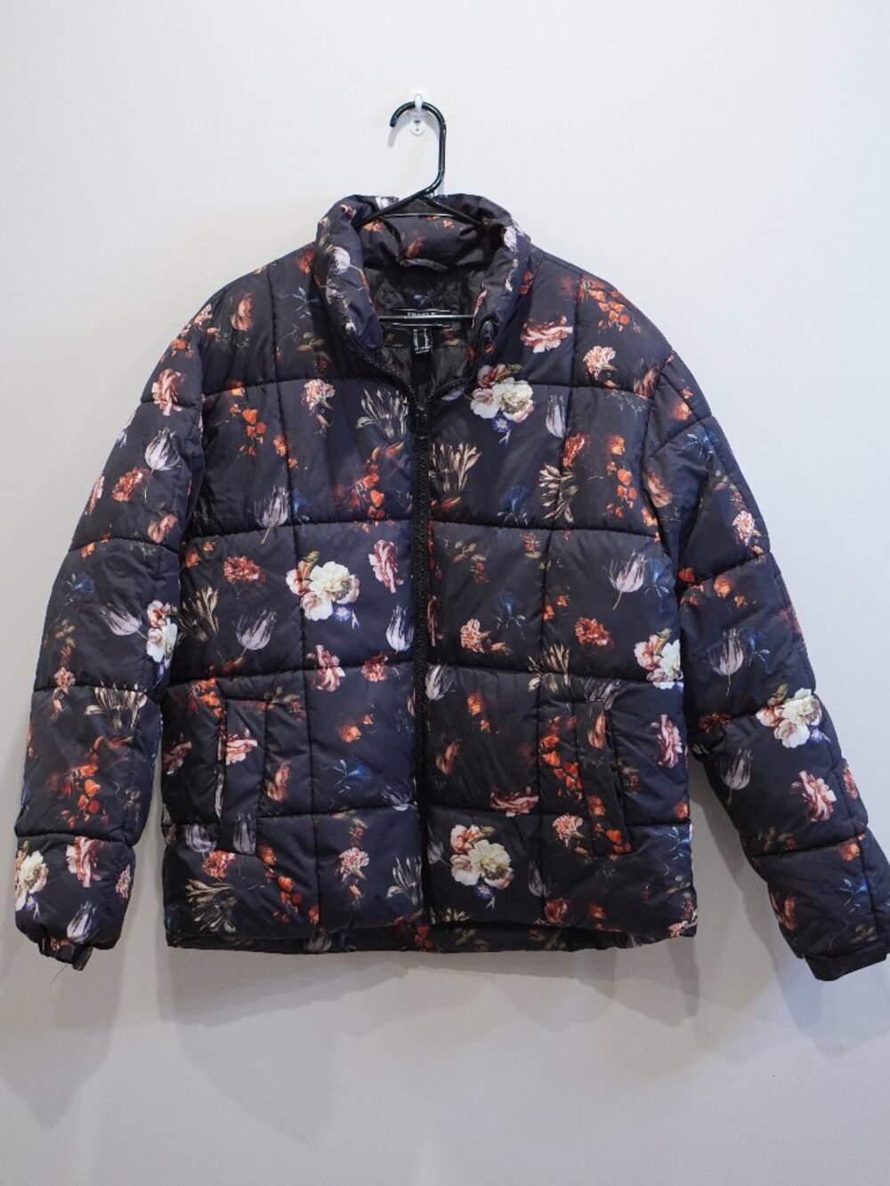 Mens Forever 21 Floral Puffer Jacket